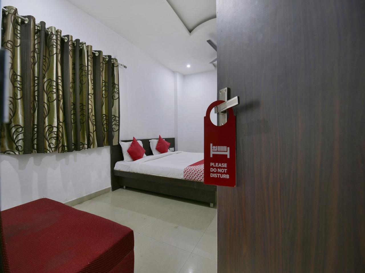 Oyo 9969 Hotel Kshipra Dham Ujjain Eksteriør bilde