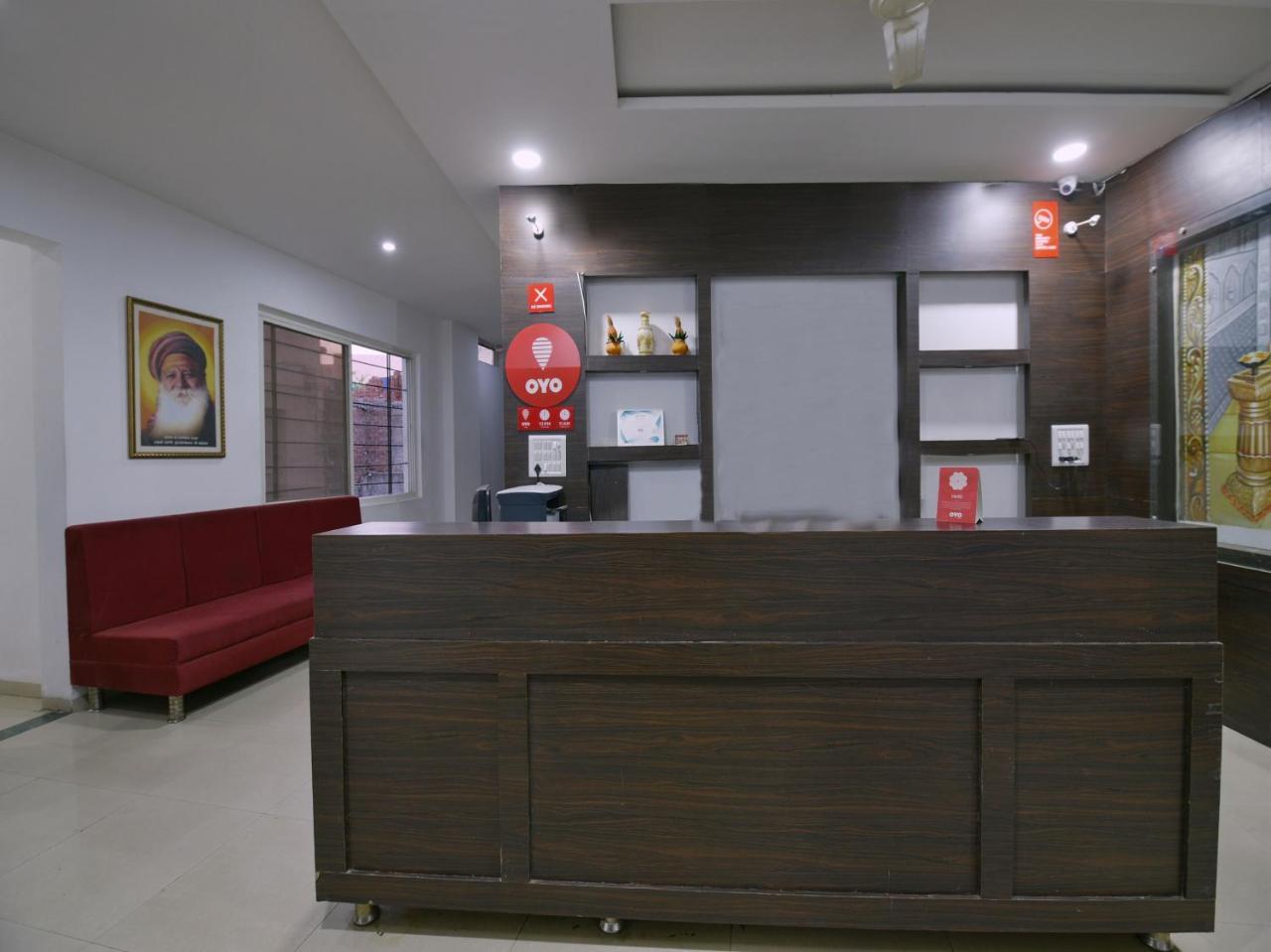 Oyo 9969 Hotel Kshipra Dham Ujjain Eksteriør bilde