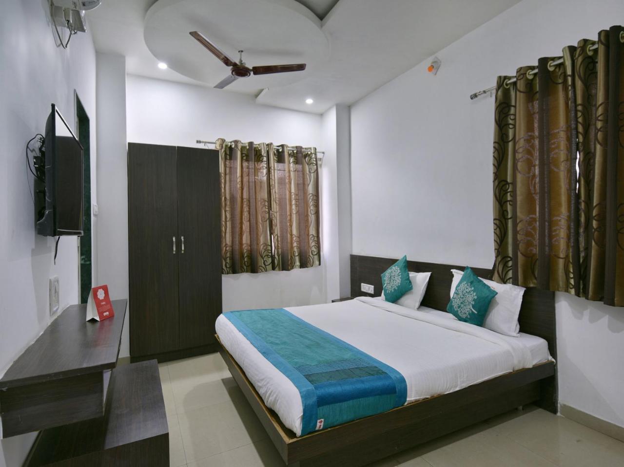 Oyo 9969 Hotel Kshipra Dham Ujjain Eksteriør bilde