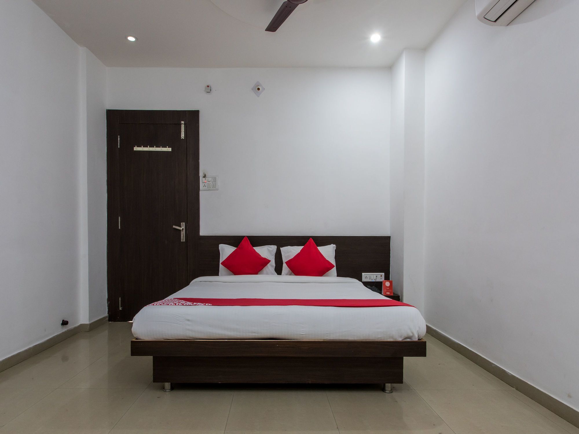 Oyo 9969 Hotel Kshipra Dham Ujjain Eksteriør bilde