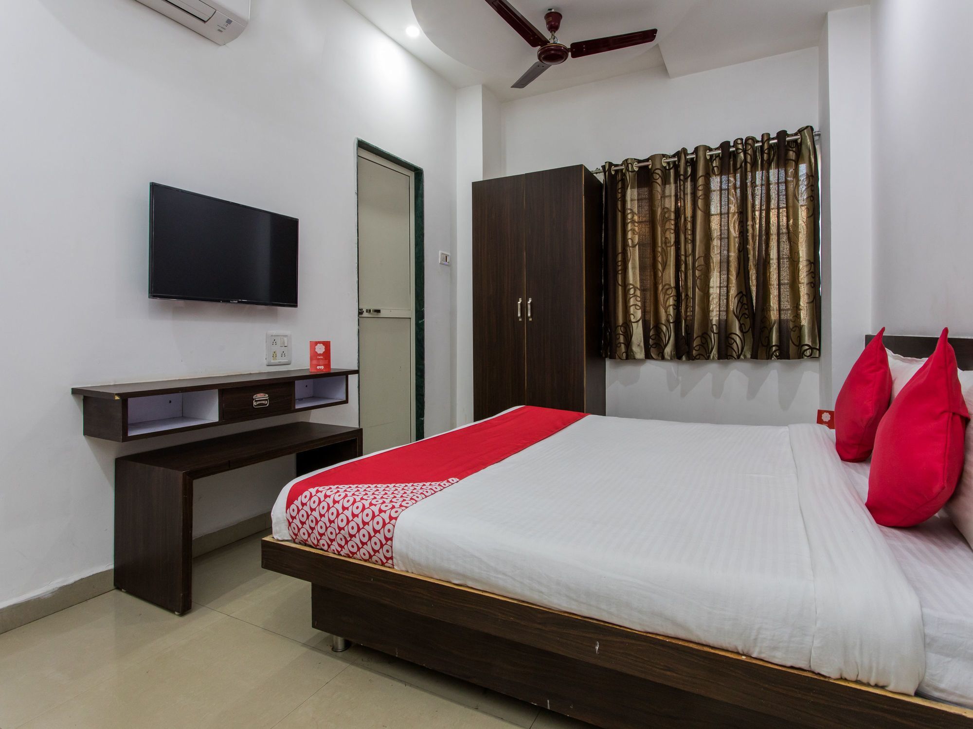 Oyo 9969 Hotel Kshipra Dham Ujjain Eksteriør bilde