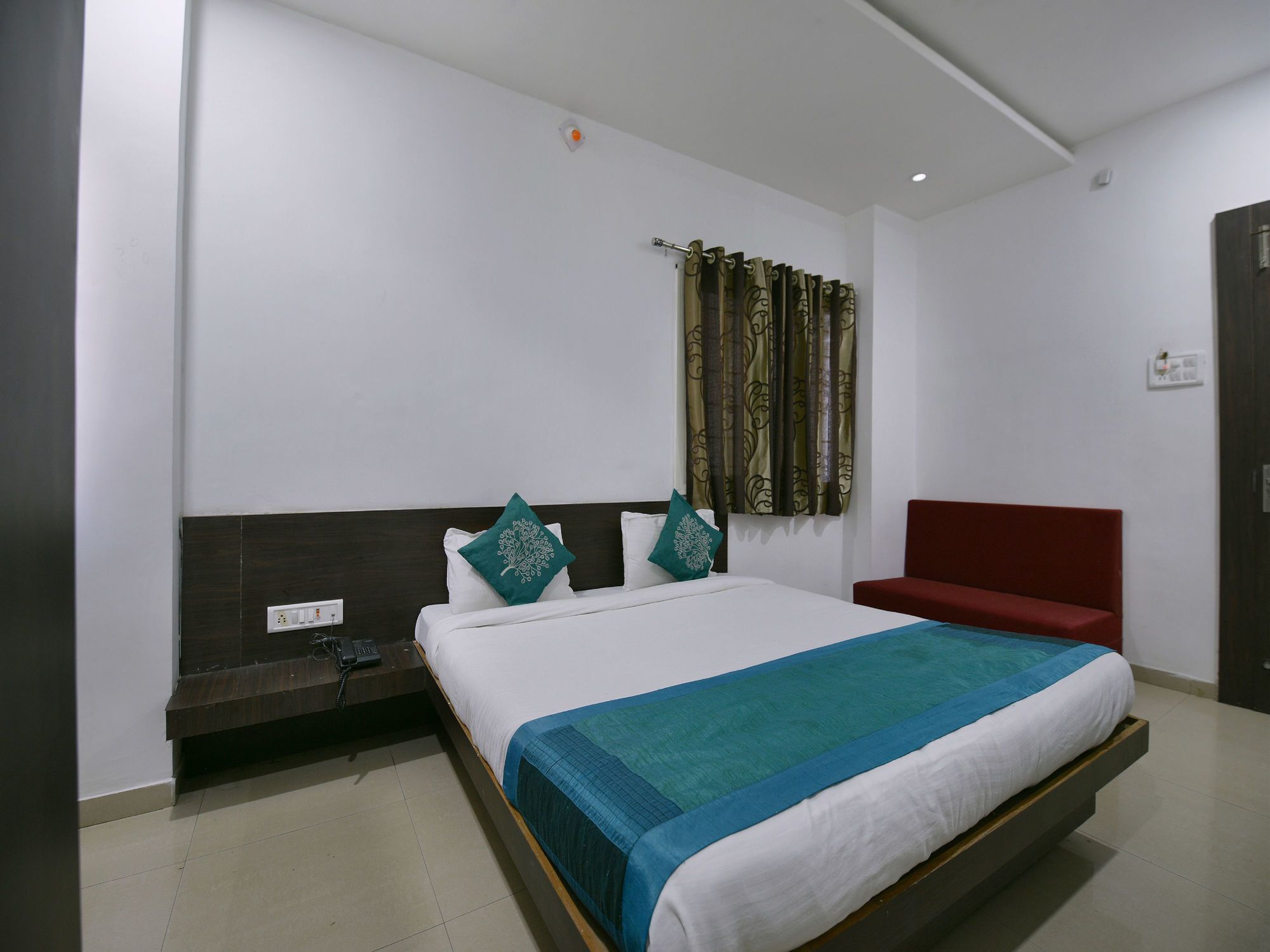 Oyo 9969 Hotel Kshipra Dham Ujjain Eksteriør bilde
